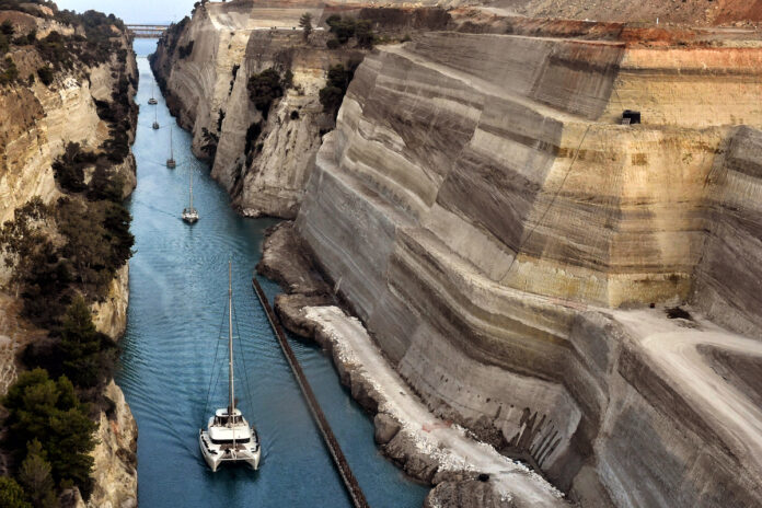 ΕΠΑΝΑΛΕΙΤΟΥΡΓΙΑ ΤΗΣ ΔΙΩΡΥΓΑΣ ΤΗΣ ΚΟΡΙΝΘΟΥ