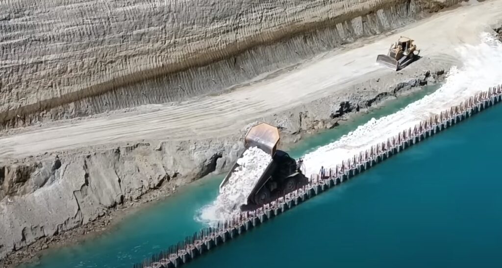 Πότε κλείνει ξανά για τα πλοία η διώρυγα Κορίνθου και πότε... θα ανοίξει